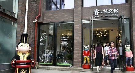 從軍工前驅到文藝新地 前蘇聯工廠的企業轉型與文化蛻變